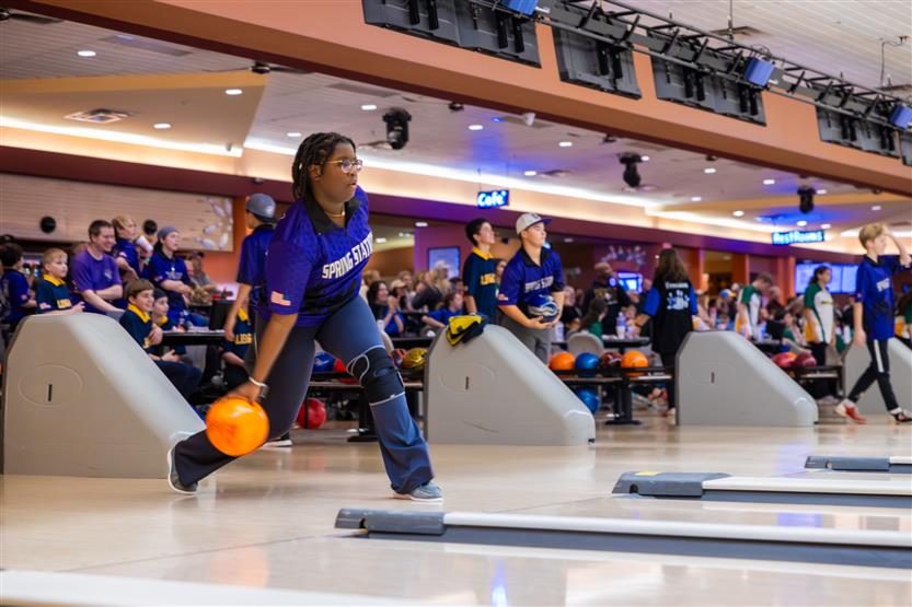 Students bowl